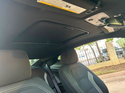 Used 2017 Chevrolet Camaro SS RWD image 14
