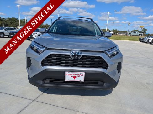 New 2025 Toyota RAV4 XLE image 2