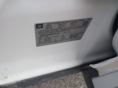 Used 2017 Chevrolet Equinox LT w/ Convenience Package FWD image 41