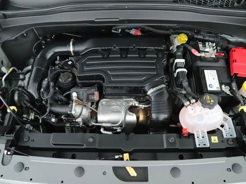 Used 2023 Jeep Renegade Limited w/ Sun/Sound Group image 18