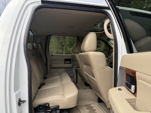 Used 2006 Ford F150 XLT AWD/4WD image 19