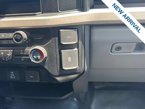 Used 2024 Ford F350 XL w/ XL Chrome Package RWD image 25