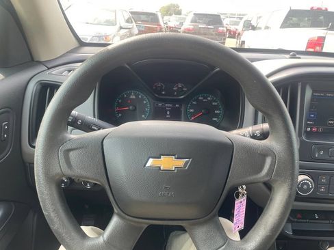 Used 2022 Chevrolet Colorado W/T AWD/4WD image 19
