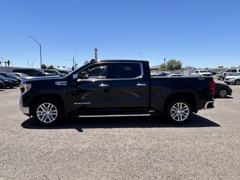 Used 2021 GMC Sierra 1500 SLT w/ SLT Premium Plus Package AWD/4WD image 2