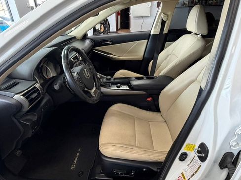Used 2014 Lexus IS 250 w/ Premium Package image 17