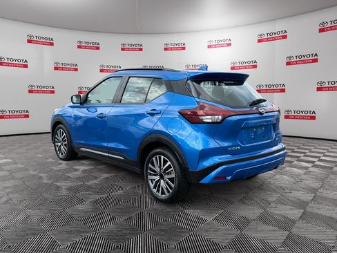 Used 2024 Nissan Kicks SR FWD image 7