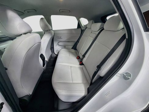Used 2025 Hyundai Kona SEL FWD image 29