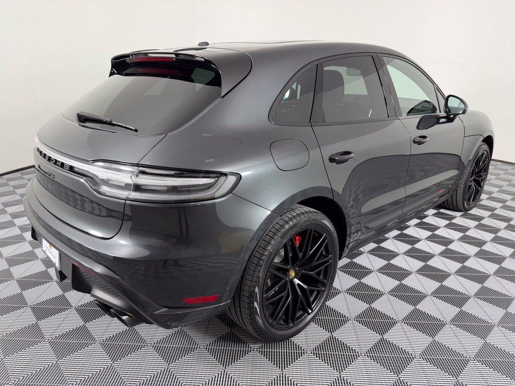 Certified 2023 Porsche Macan GTS AWD/4WD image 11