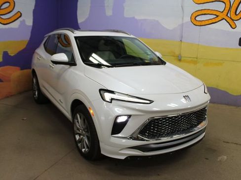 Used 2024 Buick Encore GX Avenir w/ Avenir Technology Package AWD/4WD image 2