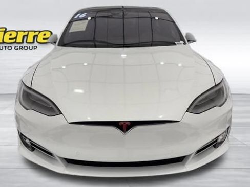 Used 2016 Tesla Model S 60D AWD/4WD image 8