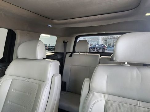 Used 2025 Hyundai Santa Fe Calligraphy image 12