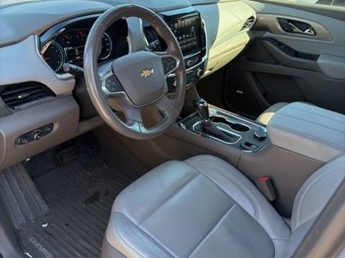 Used 2019 Chevrolet Traverse LT w/ LT Premium Package image 17