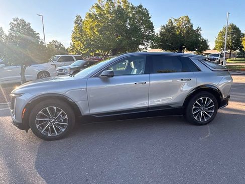 Used 2024 Cadillac Lyriq Sport AWD/4WD image 2
