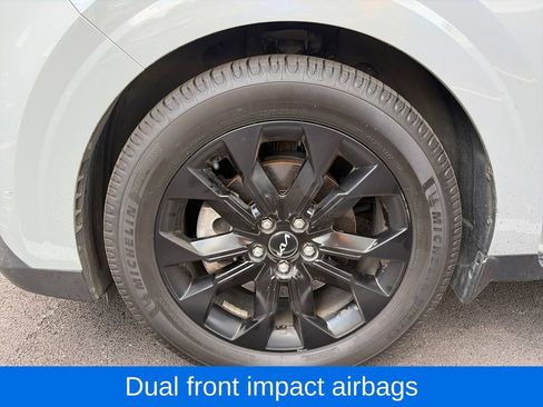 Used 2024 Kia Carnival SX Prestige FWD image 29