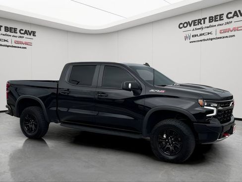 Used 2023 Chevrolet Silverado 1500 ZR2 w/ Technology Package image 12