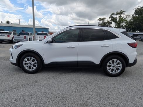Used 2024 Ford Escape Active w/ Tech Pack #2 FWD image 7