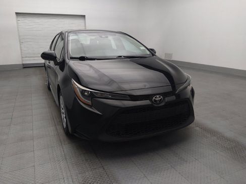 Used 2021 Toyota Corolla LE FWD image 14