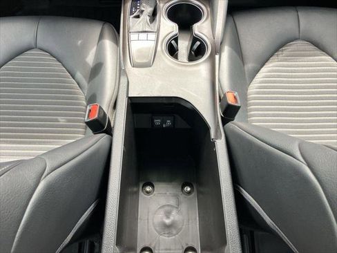 Certified 2024 Toyota Camry SE image 17