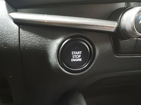 Used 2024 MAZDA MAZDA3 s image 31