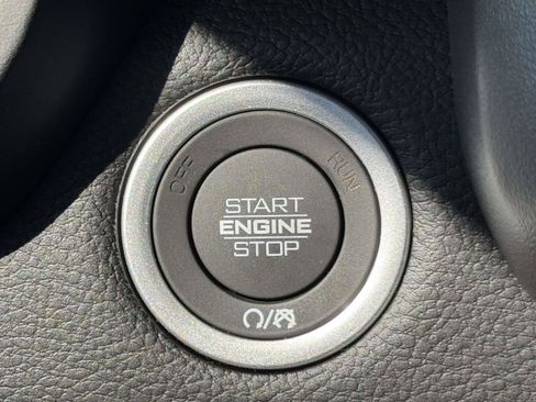 New 2026 RAM 1500 Big Horn AWD/4WD image 9