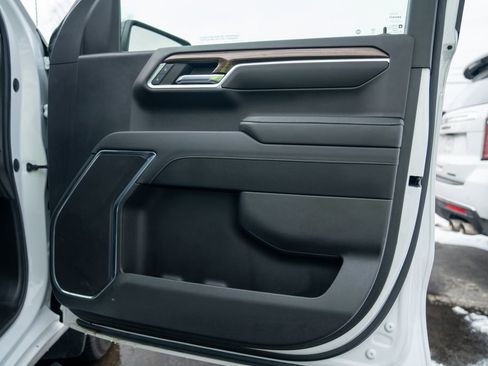 Used 2023 Chevrolet Silverado 1500 RST w/ Redline Edition image 10