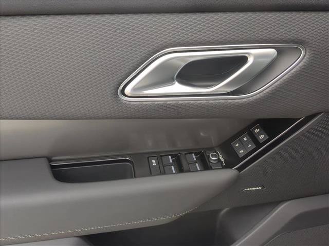 Used 2022 Land Rover Range Rover Velar S AWD/4WD image 9