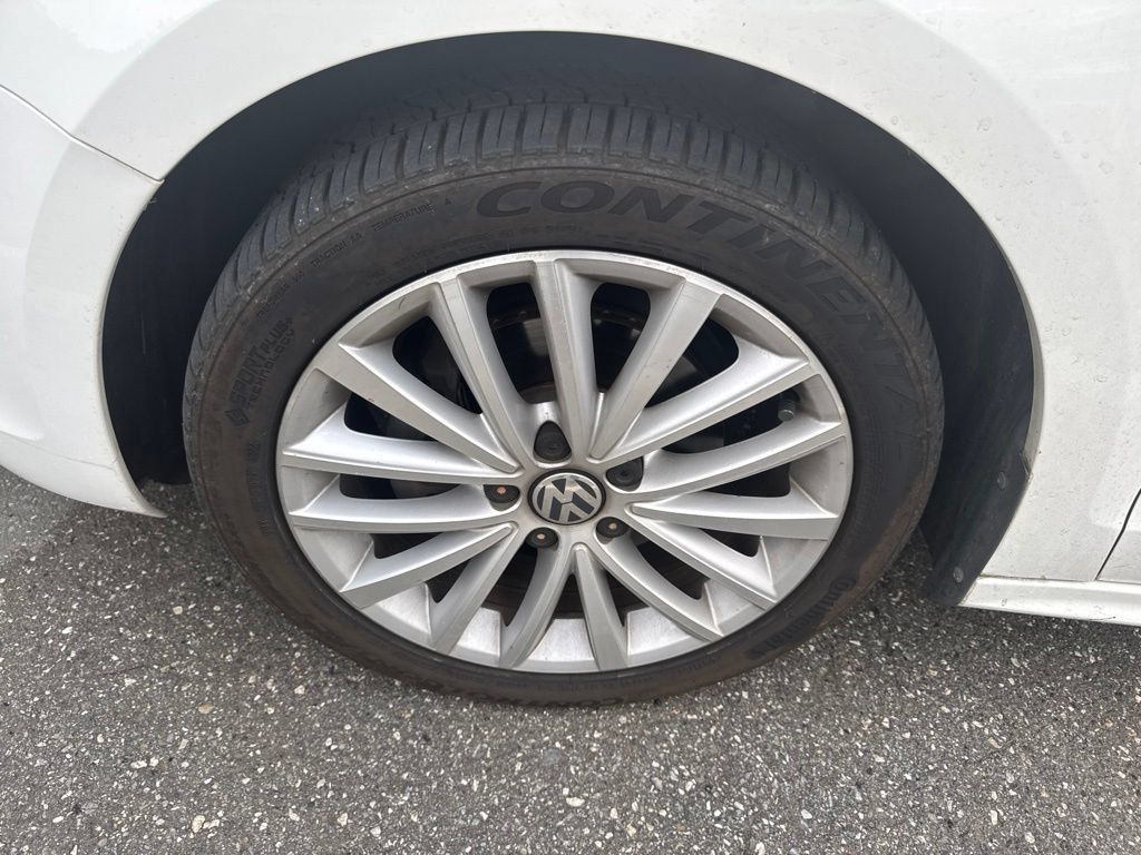 Used 2013 Volkswagen Jetta SEL FWD image 10