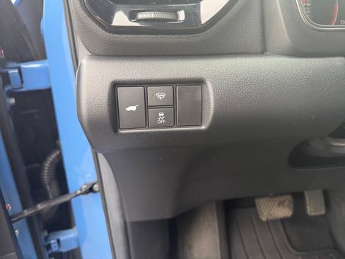 Used 2025 Honda Pilot TrailSport image 17