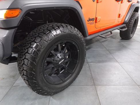 Used 2018 Jeep Wrangler Unlimited Sport S image 29