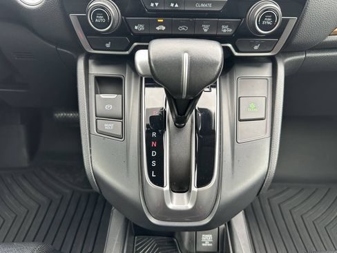 Used 2018 Honda CR-V Touring image 19