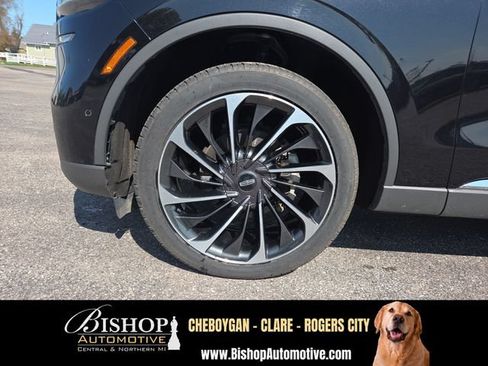 Used 2023 Lincoln Aviator Reserve w/ Equipment Group 201A AWD/4WD image 31