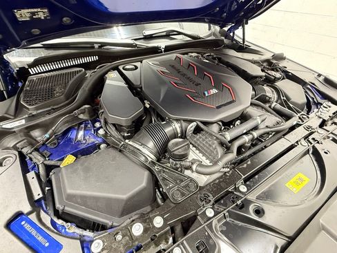 Used 2025 BMW M5 w/ Executive Package image 56