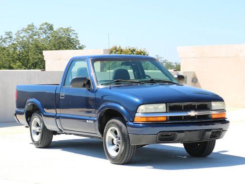 Used 2003 Chevrolet S10 Pickup LS RWD image 22