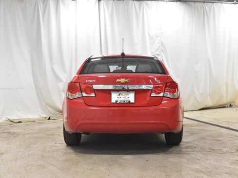 Used 2015 Chevrolet Cruze LT image 21