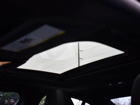 Used 2020 BMW 330i Sedan image 34