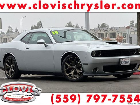 Used 2019 Dodge Challenger GT image 1