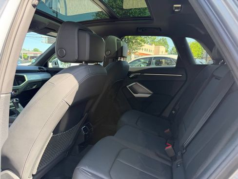 Used 2022 Audi Q3 2.0T Premium AWD/4WD image 28