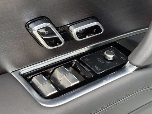 New 2026 Land Rover Range Rover SE AWD/4WD image 17
