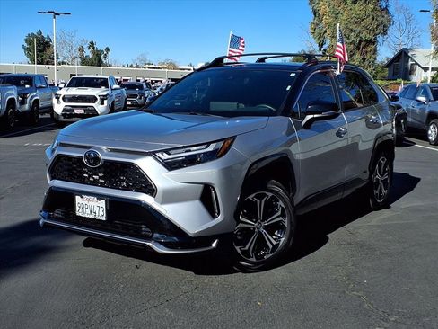 Certified 2025 Toyota RAV4 XSE image 1