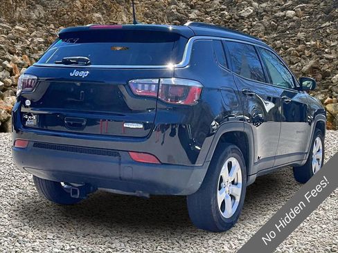 Used 2020 Jeep Compass Latitude AWD/4WD image 2