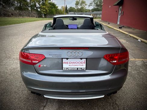 Used 2012 Audi S5 Prestige w/ Prestige Pkg image 4