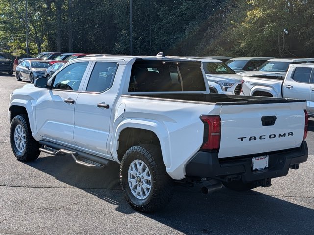 Used 2024 Toyota Tacoma SR RWD image 5