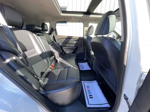 Used 2023 Nissan Rogue SV w/ SV Premium B Package image 25