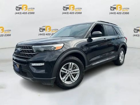Used 2020 Ford Explorer XLT w/ Equipment Group 202A AWD/4WD image 1
