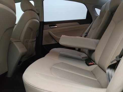 Used 2018 Hyundai Sonata SEL w/ Cargo Package FWD image 18