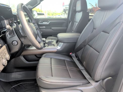 New 2026 Chevrolet Silverado 1500 High Country image 9