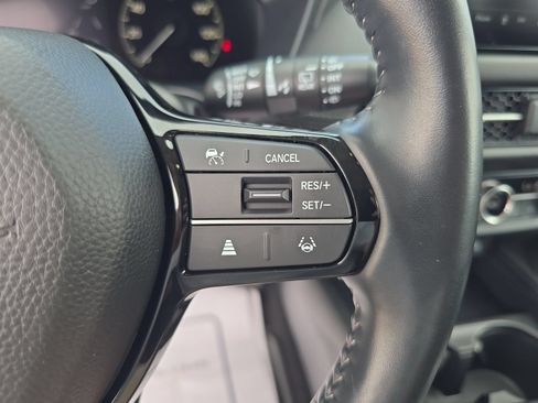 Certified 2025 Honda HR-V EX-L image 25