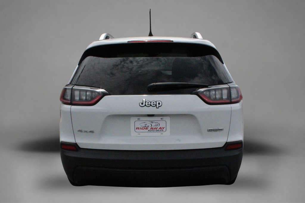 Used 2021 Jeep Cherokee Latitude AWD/4WD image 2