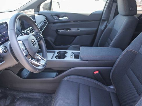 New 2026 Honda Prologue EX image 19