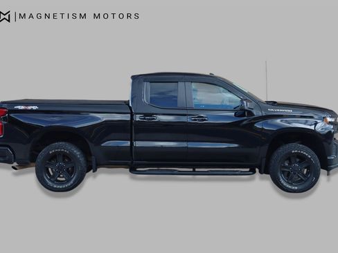 Used 2020 Chevrolet Silverado 1500 RST w/ True North Edition AWD/4WD image 3